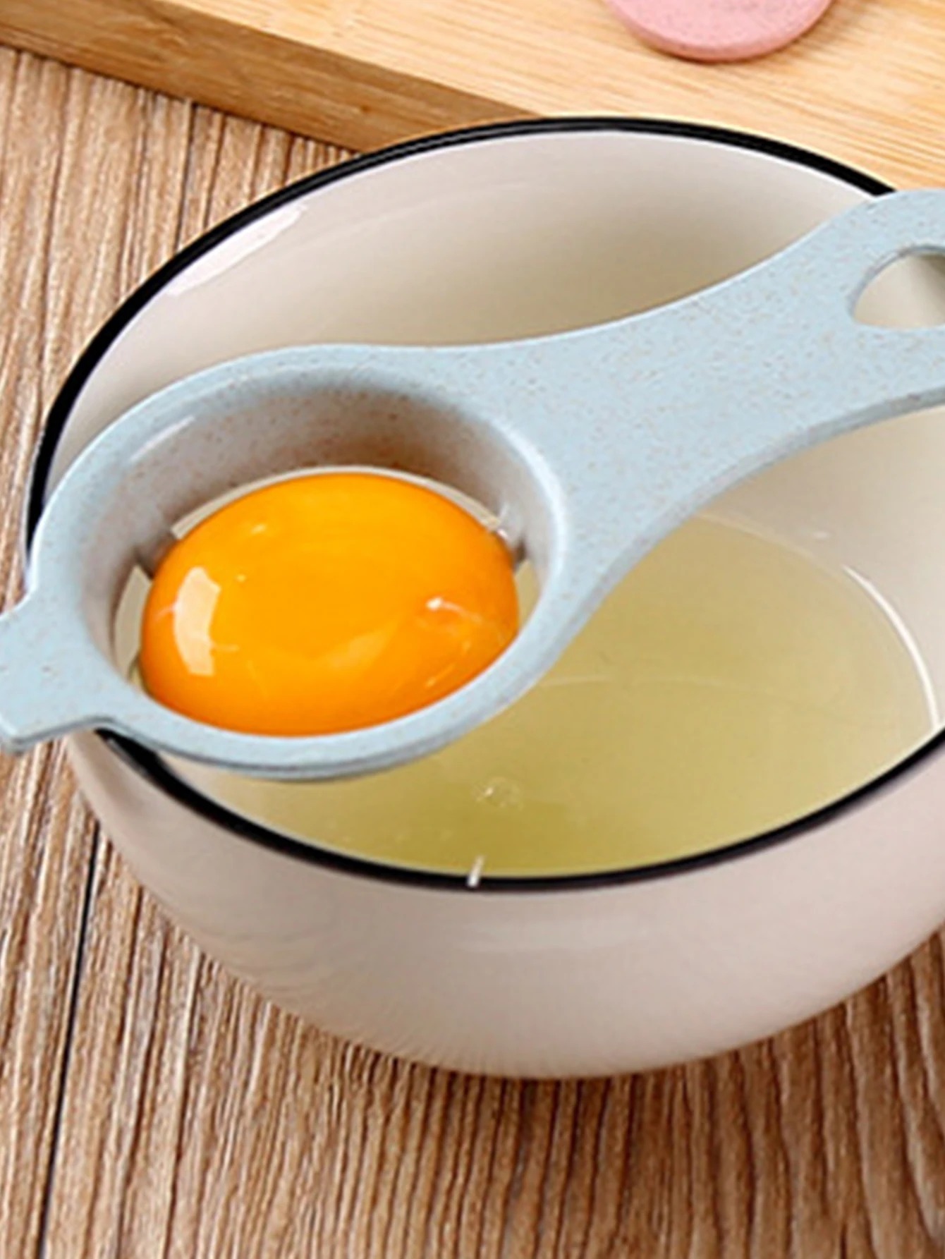 Egg Separator Tool - Neues trockenes Eier abscheider weiß und